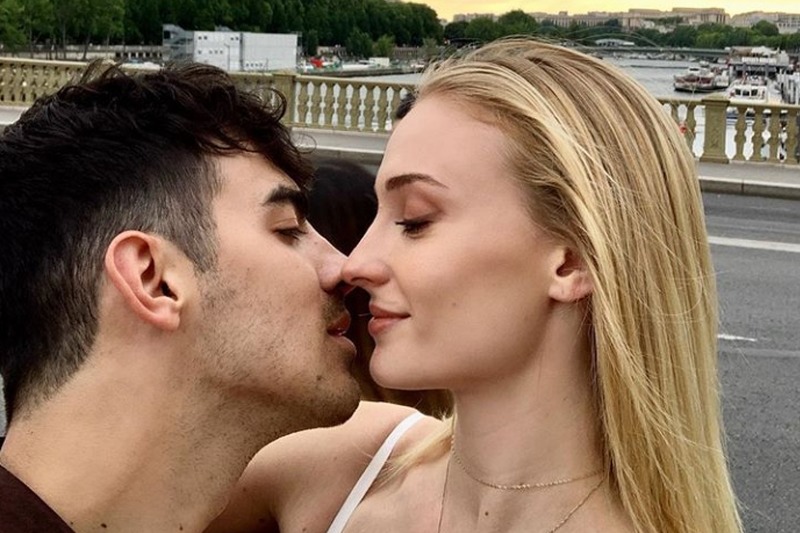 Joe Jonas i Sophie Turner (Foto: Instagram)