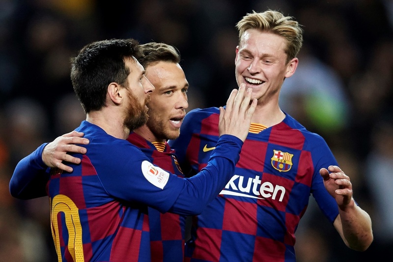 Messi, Arthur i De Jong (Foto: EPA-EFE)