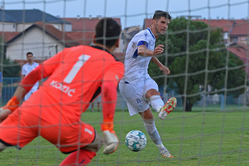 Štilić pogodio s bijele tačke (Foto: Armin Herić/FK Željezničar)