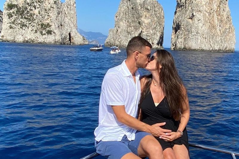 Edin i Amra Džeko očekuju prinovu u porodici (Foto: Instagram)