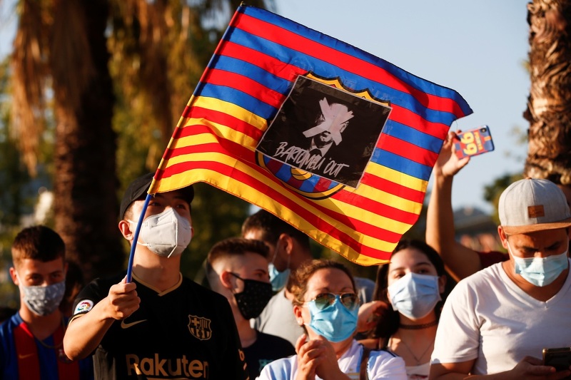 Ne prestaju protesti u Barceloni (Foto: EPA-EFE)