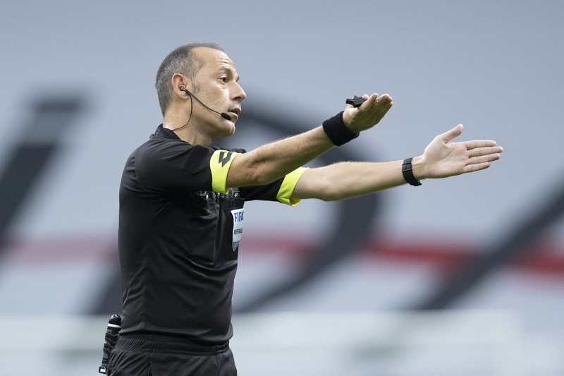 Cuneyt Cakir (Foto: EPA-EFE)