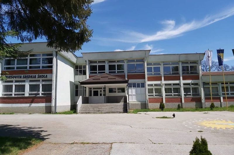 Mještovita srednja škola (Foto: Radio Doni Vakuf)