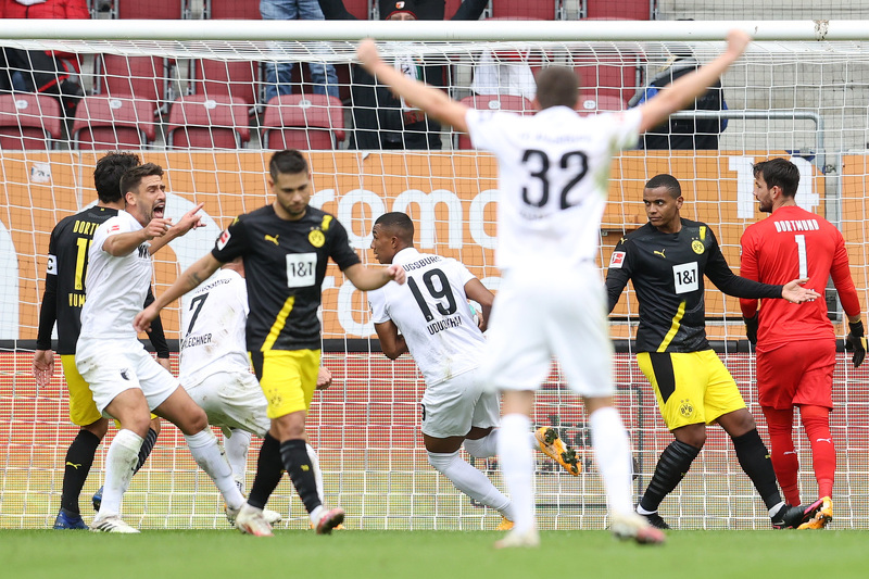 Borussija poražena kod Augsburga (Foto: EPA-EFE)