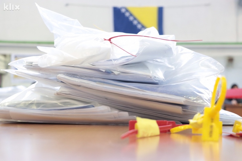 Esad Trokić iz Kanade: Na spisku za glasanje iz Srbije je moja mrtva majka