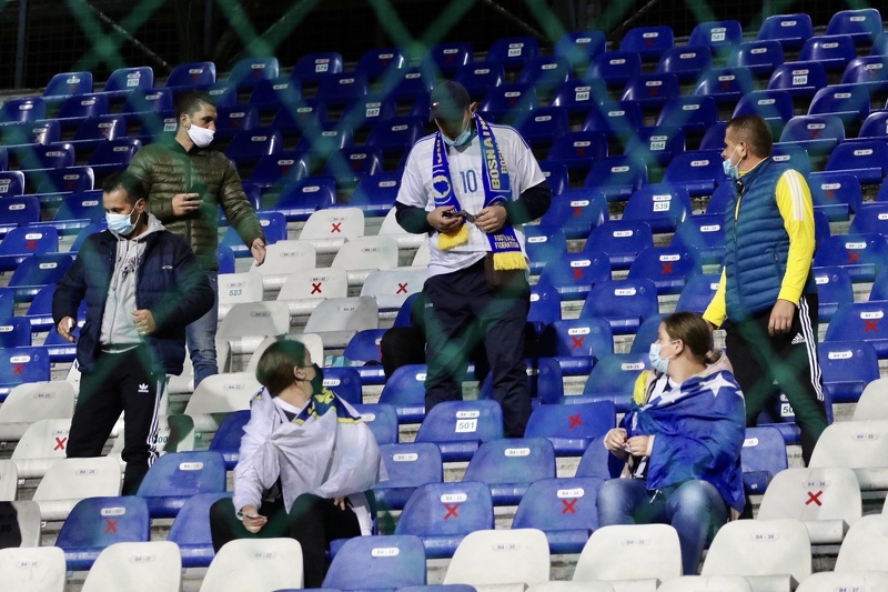 Navijači na stadionu Grbavica (Foto: D. Ć./Klix.ba)