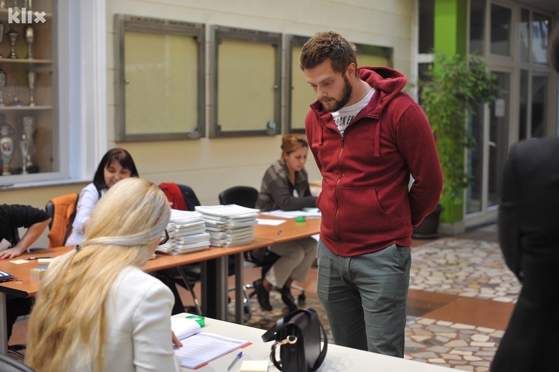 Glasanje na Lokalnim izborima 2016. godine (Foto: Arhiv/Klix.ba)