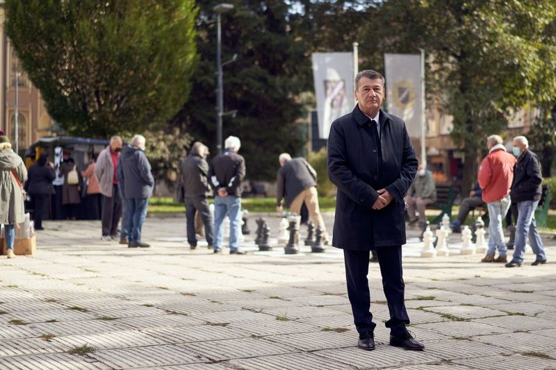 Ibrahim Hadžibajrić na Trgu Alije Izetbegovića (Foto: Općina Stari Grad)