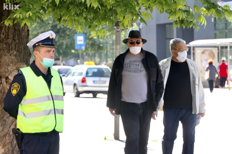 Policajcima u Tuzli otežano djelovanje u vrijeme pandemije (Foto: A. K./Klix.ba)