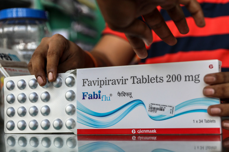 Favipiravir u BiH se prodaje uz recept i košta skoro 300 KM (Foto: EPA-EFE)