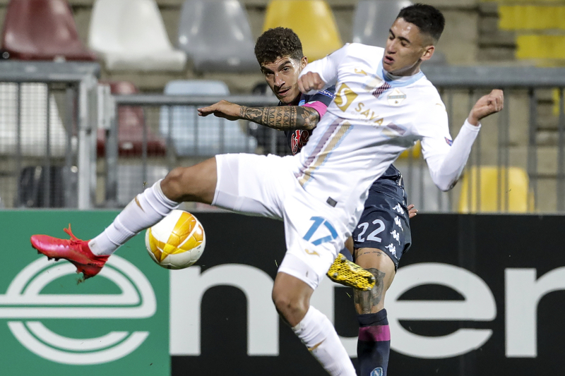 Luka Menalo u meču protiv Napolija (Foto: EPA-EFE)