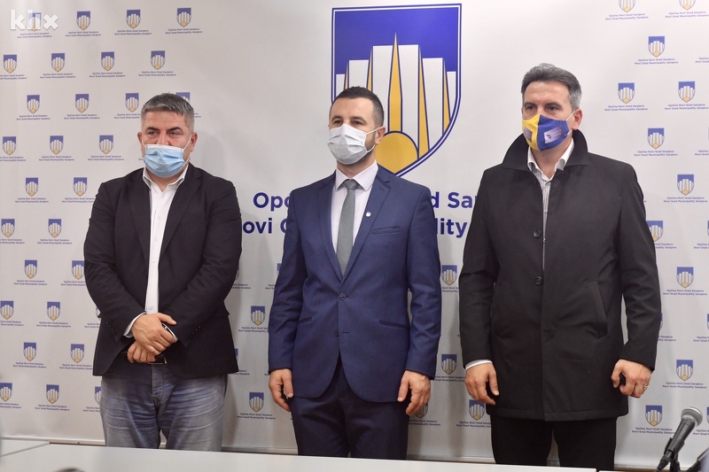 Predstavnici BPS-a jučer potpisali sporazum kojim su podržali Semira Efendića (Foto: T. S./Klix.ba)