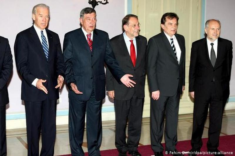 Joe Biden tokom posjete Sarajevu 2009. godine