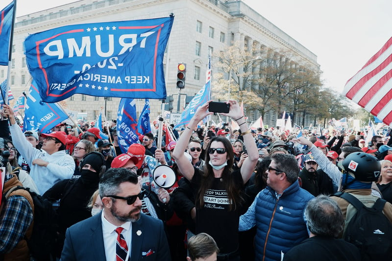 Nekoliko hiljada ljudi okupilo se na ulicama Washingtona (Foto: EPA-EFE)