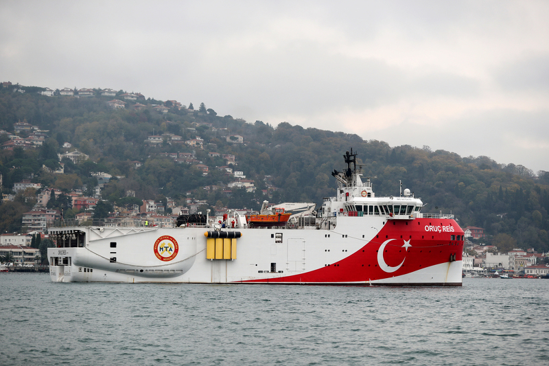Istraživački brod Oruc Reis će do 29. novembra nastaviti potragu za plinom u vodama (Foto: EPA-EFE)