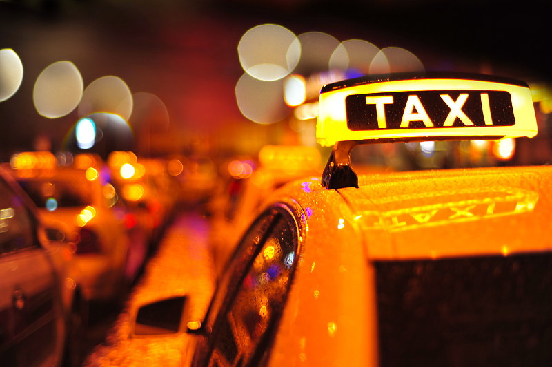 U Kaliforniji odbreno korištenje samovozećih taksi automobila (Ilustracija: Shutterstock)
