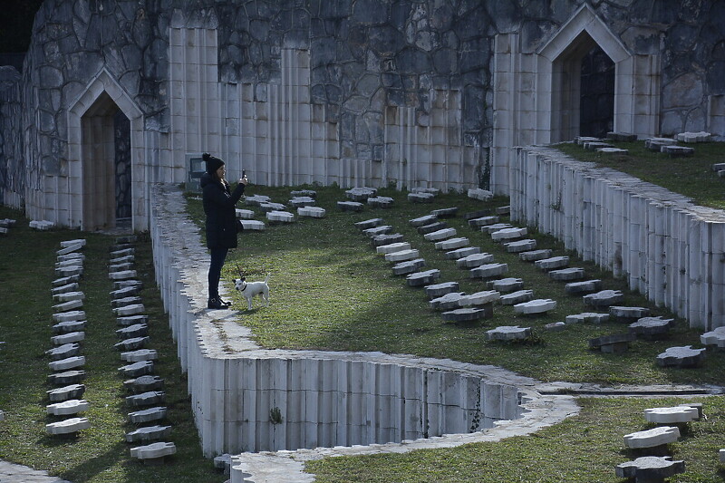 Partizansko spomen-groblje u Mostaru (Foto: G. Š./Klix.ba)