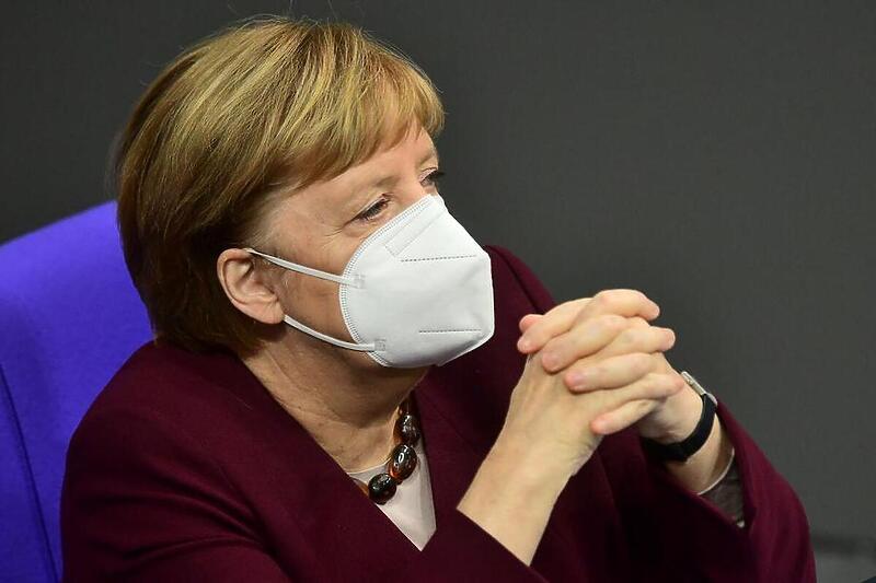 Merkel: Treba izbjegavati svaki nepotreban kontakt (Foto: EPA-EFE)