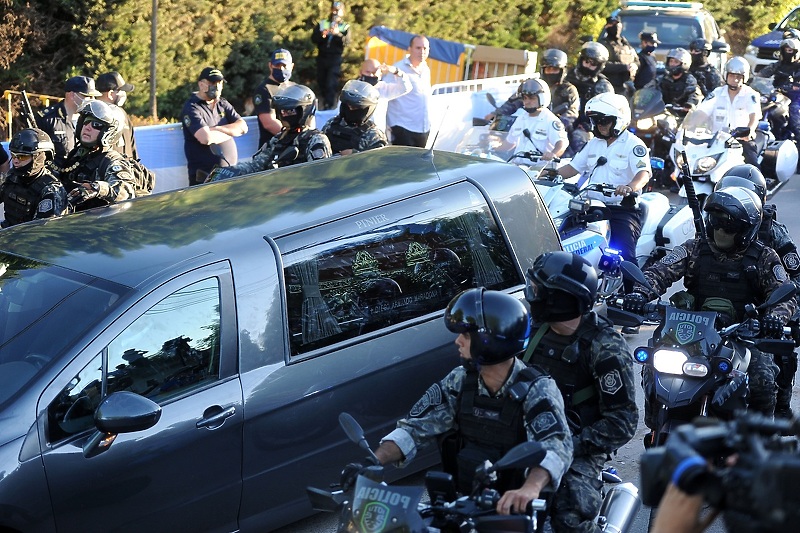 Maradonin ispraćaj osiguravala policija (Foto: EPA-EFE)