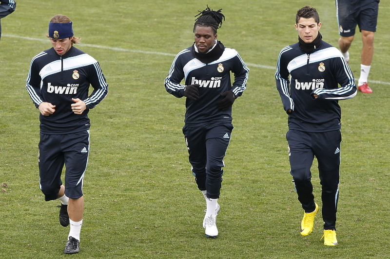 Sergio Ramos, Royston Drenthe i Cristiano Ronaldo (Foto: EPA-EFE)