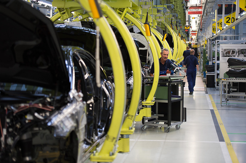 Proizvodni pogon Mercedesa u tvornici Daimler u Sindelfingenu (Foto: EPA-EFE)