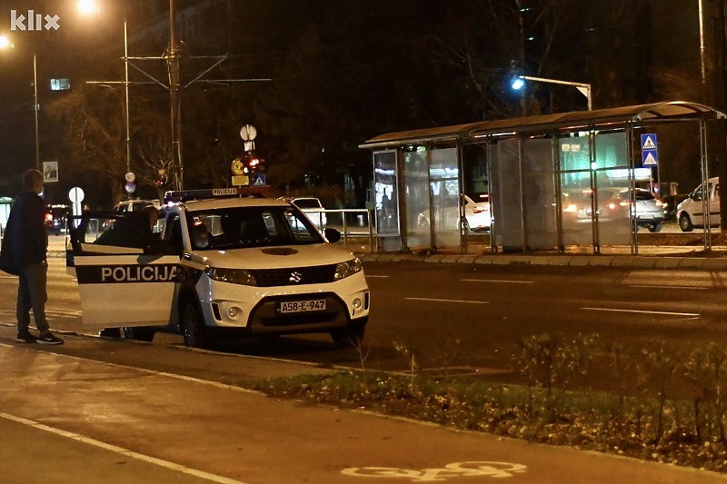 Policija na terenu nakon dojave (Foto: D. S./Klix.ba)