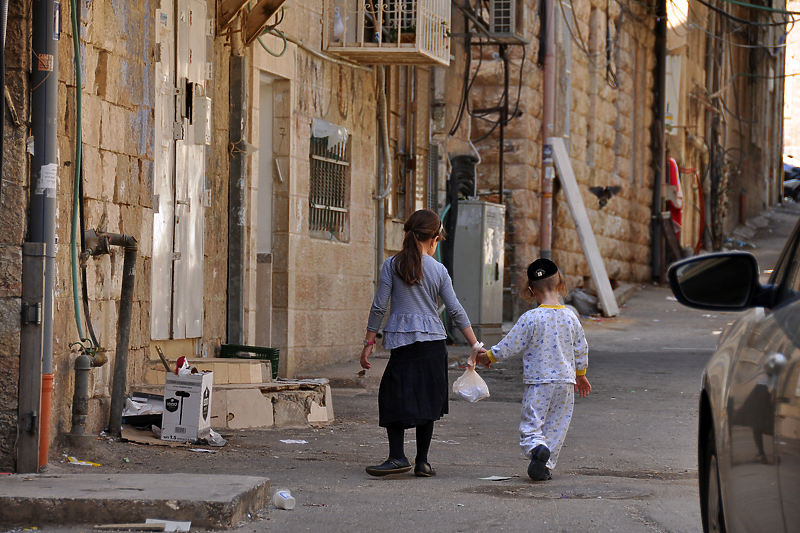 Djeca na ulicama Mea Shearima u Jerusalemu (Foto: Shutterstock)