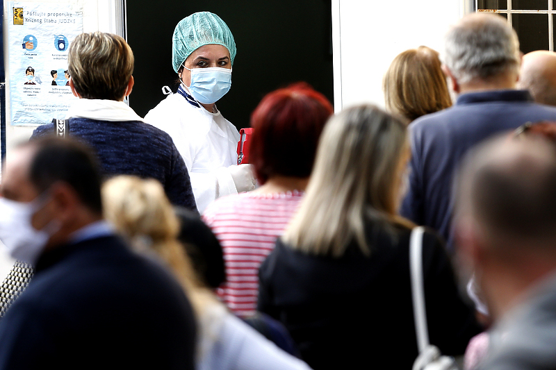 Kada raditi PCR, kada antigenski, a kada serološki test i da li osobe s antitijelima trebaju vakcinu