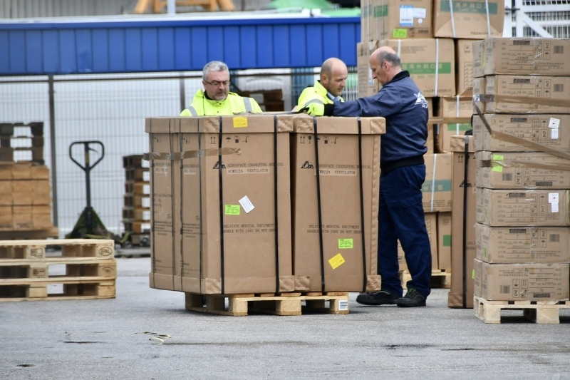 Respiratori Srebrene maline stigli u BiH u aprilu 2020. (Foto: Arhiv/Klix.ba)