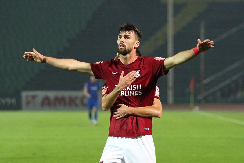 Reprezentativni veznjak i ove sezone igra sjajno u bordo dresu (Foto: FK Sarajevo)