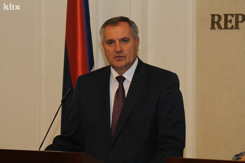 Premijer RS-a obećao pomoć građanima Bosanske Kostajnice (Foto: M. D./Klix.ba)