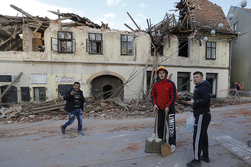 Ulice Petrinje nakon razornog zemljotresa (Foto: EPA-EFE)