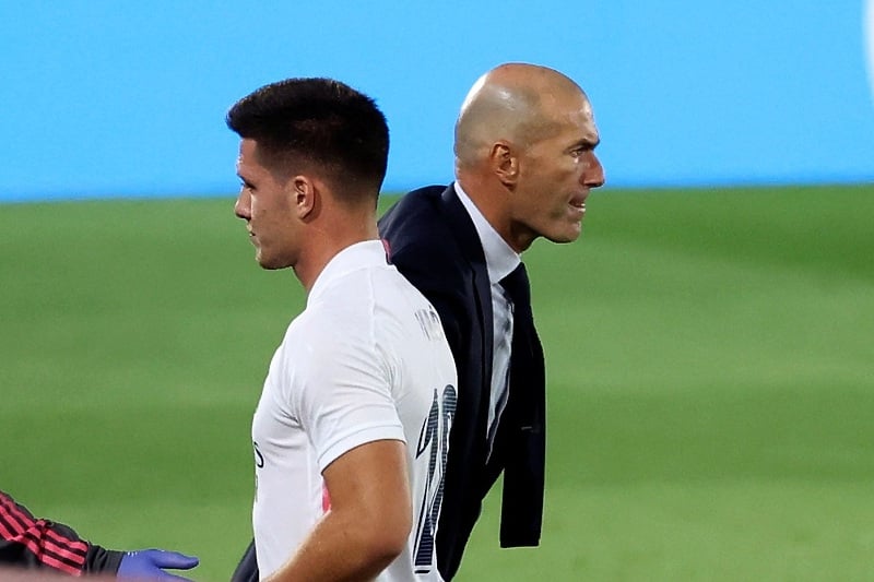 Zinedine Zidane i Luka Jović (Foto: EPA-EFE)