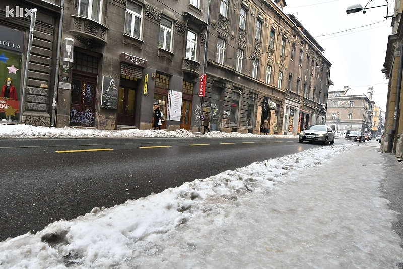 Iz BIHAMK-a su upozorili da je zimska oprema obavezna (Foto: Arhiv/Klix.ba)