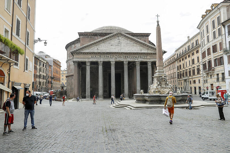 Panteon ili Hram svih bogova u Rimu