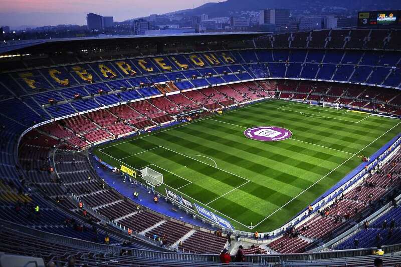 Nou Camp je otvoren 1957. godine i sa 99.354 sjedećih mjesta je najveći stadion u Evropi