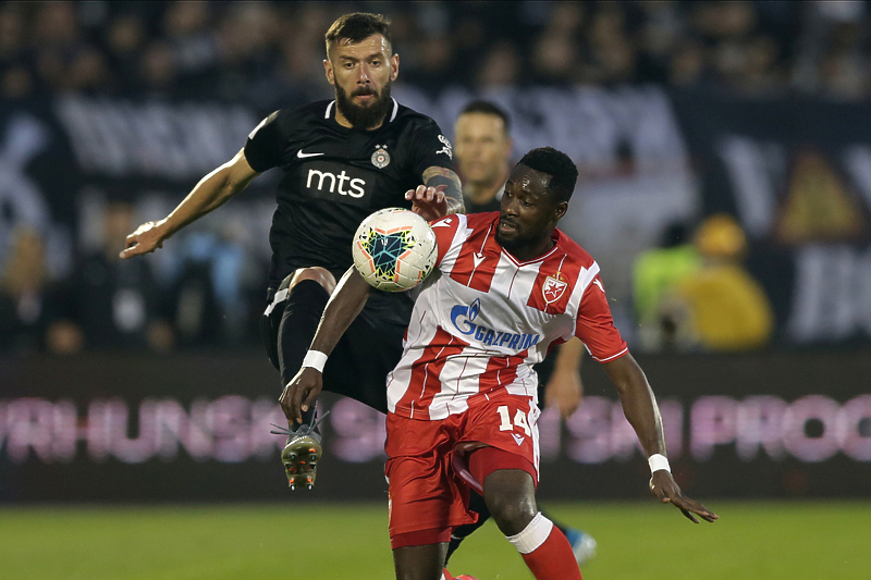 Richmond Boakye u meču protiv Partizana (Foto: EPA-EFE)