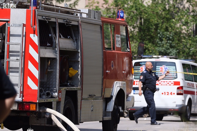 Vatrogasno vozilo i hitna pomoć u Sarajevu (Foto: H. M./Klix.ba)