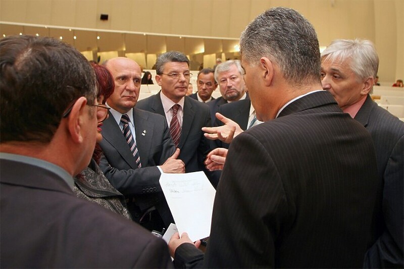 Sulejman Tihić, Nikola Špirić, Dragan Čović u Parlamentu BiH (Foto: Nezavisne novine)