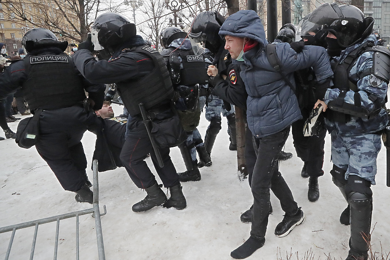 Samo u Moskvi uhapšeno 1.500 ljudi (Foto: EPA-EFE)