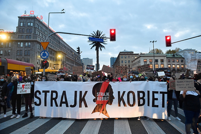 Zbog istog zakona građani su bili na ulicama Poljske u oktobru (Foto: EPA-EFE)