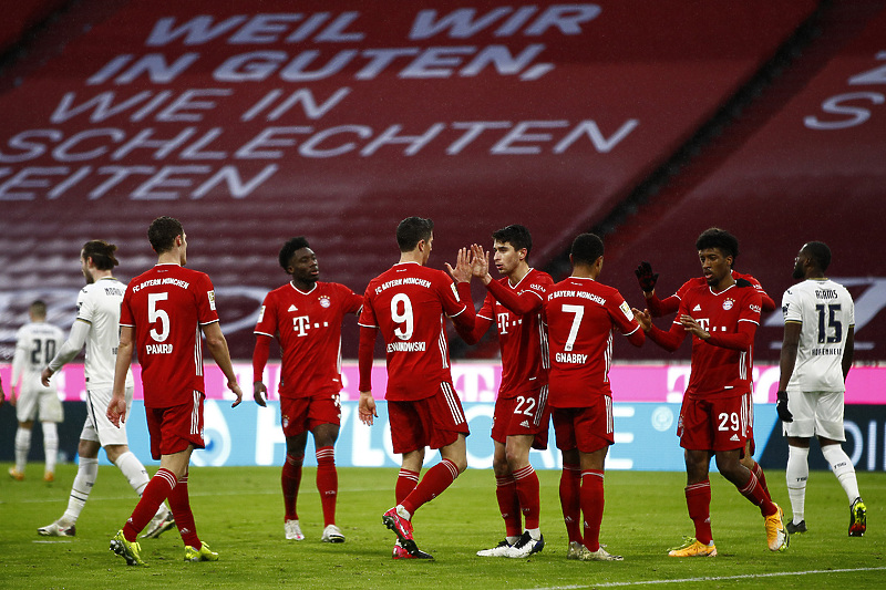 Slavlje igrača Bayerna (Foto: EPA-EFE)
