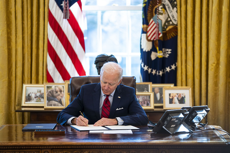 Pred Bidenom još mnogo posla (Foto: EPA-EFE)