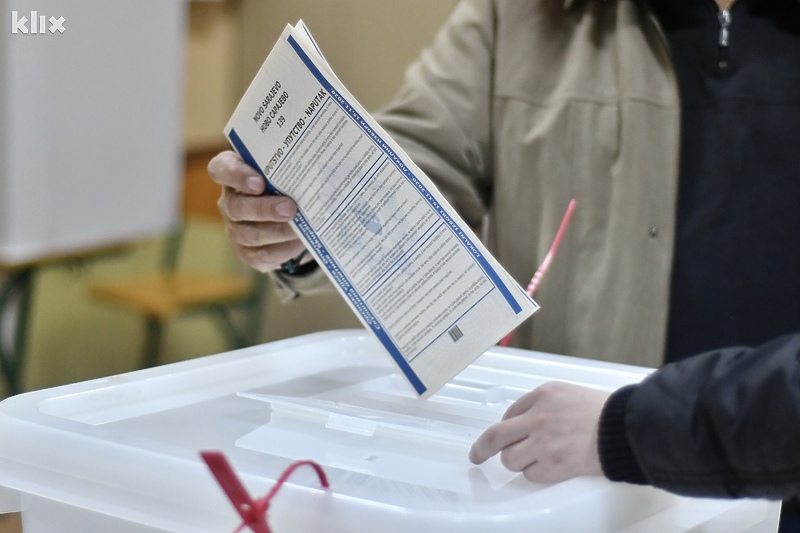 CIK razmatra ponavljanje izbora u četiri lokalne zajednice (Foto: D. S./Klix.ba)