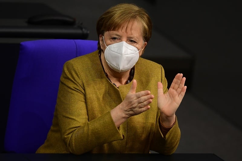 Merkel je rekla da je svaka vakcina dobrodošla, ali da je prvo EMA mora odobriti (Foto: EPA-EFE)