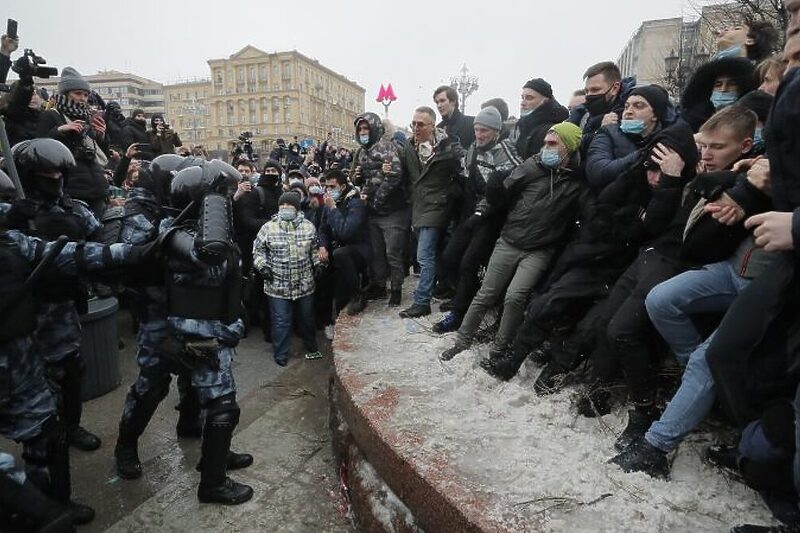 Sa protesta podrške Navalnom (Foto: EPA-EFE)