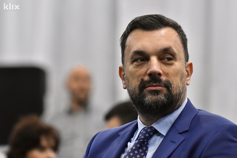 Konaković: Opet se Čovic za sve pita (Foto: T. S./Klix.ba)