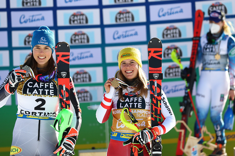 Za 23-godišnju Liensberger ovo je treća medalja na ovom Svjetskom prvenstvu (Foto: EPA-EFE)