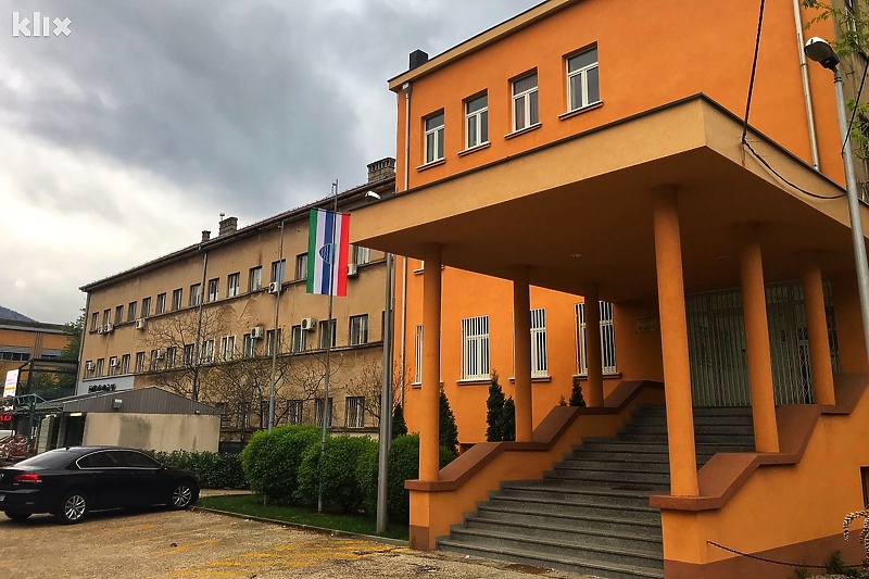 Zgrada Vlade u Mostaru (Foto: R. D./Klix.ba)