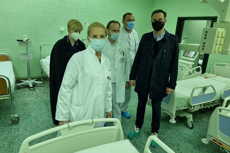 Radna atmosfera na KCUS-u (Foto: Facebook)